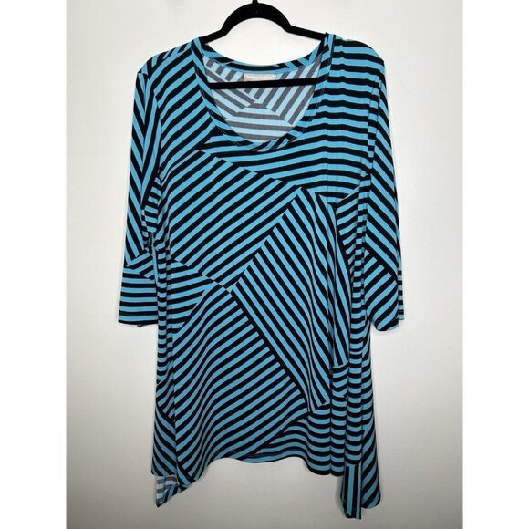 Woman Within Short Sleeve Asymmetrical Striped Top Blue Plus Size 1X 22/24 - Picture 1 of 10
